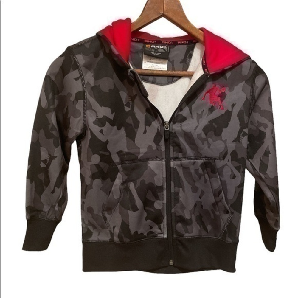 Little boys camo hooded full zip sweat shirt size 4-5
